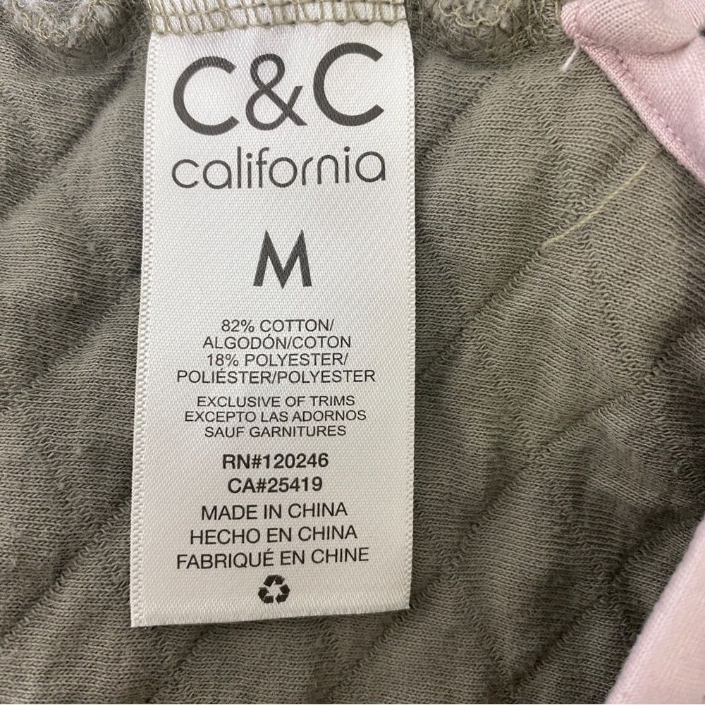 C & C California Quilted Long Sleeve Snap Neck Shirt Size Medium - Picture 8 of 9